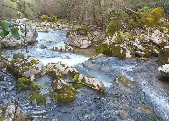 Amelia Sweet - Farindola