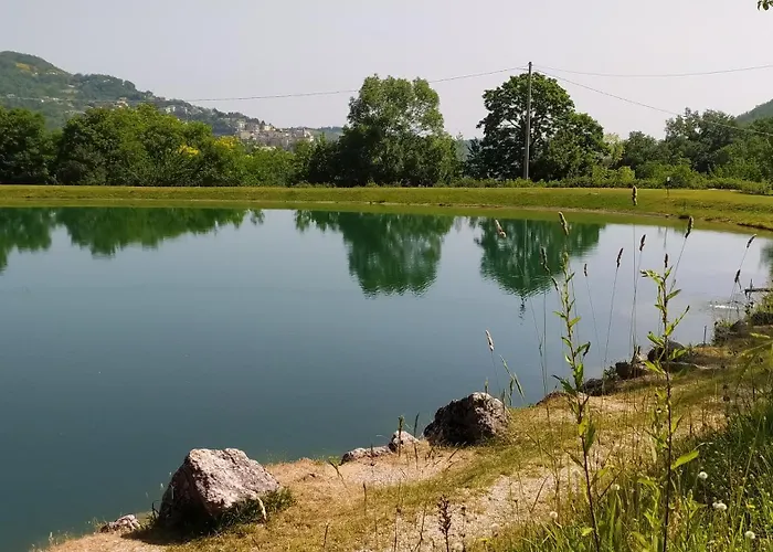 Amelia Sweet - Farindola