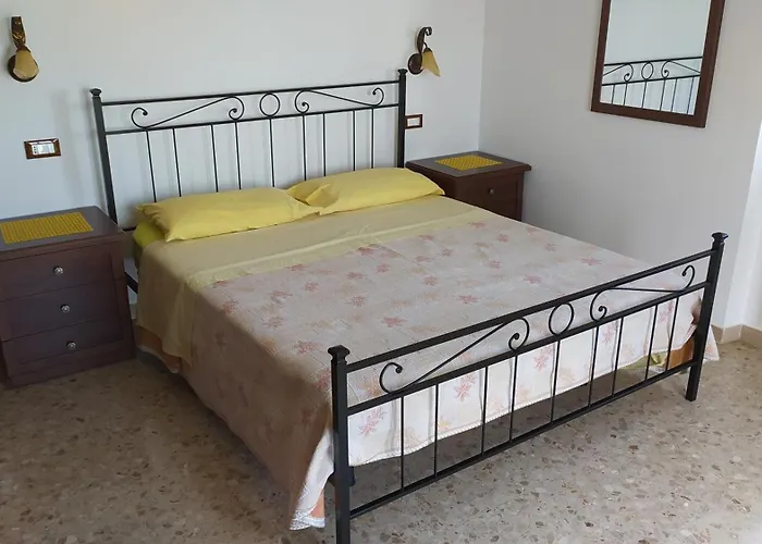 Amelia Sweet - Дом отдыха *